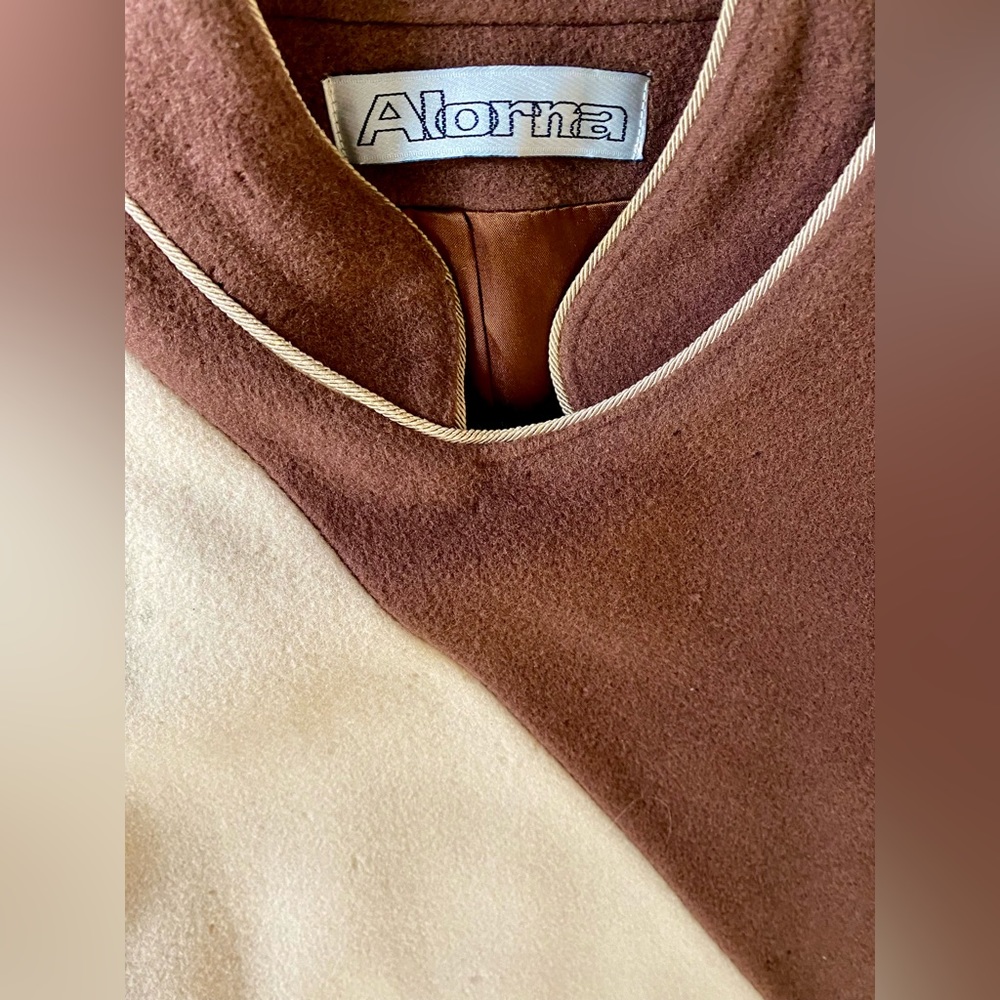 Vintage Alorna 100% Wool Coat With Attached Scarf